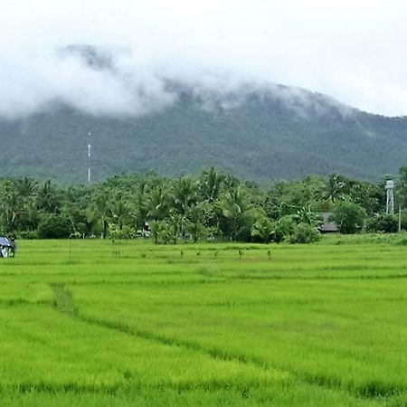 Ban Thung Ma Nieo Jamjuree Garden B&B 외부 사진